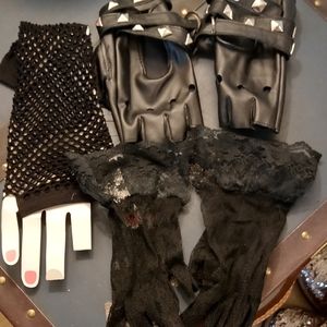 Gothic gloves